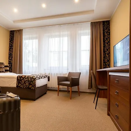 Hotel Na Vyvoji 4*