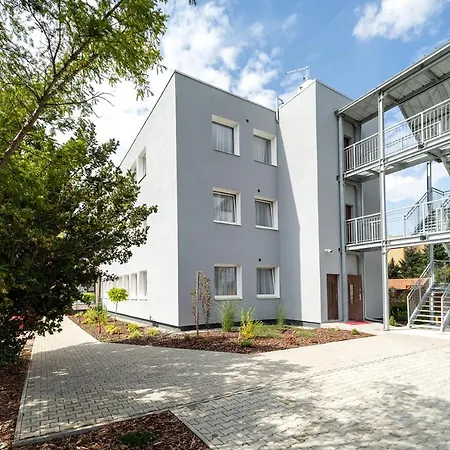 Na Vyvoji Hotel 4*